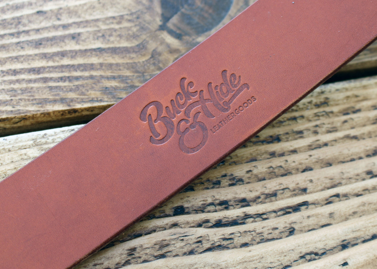 Handmade leather belt in saddle tan