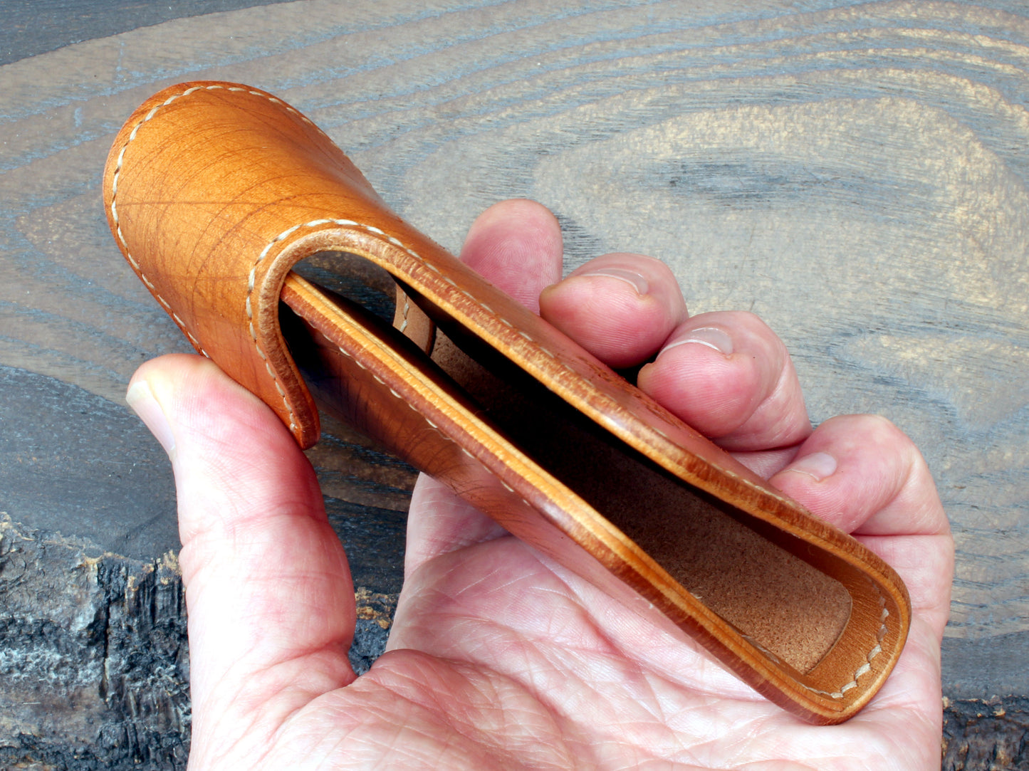 Short biker wallet in Ecbatana & Buttero with brass chain