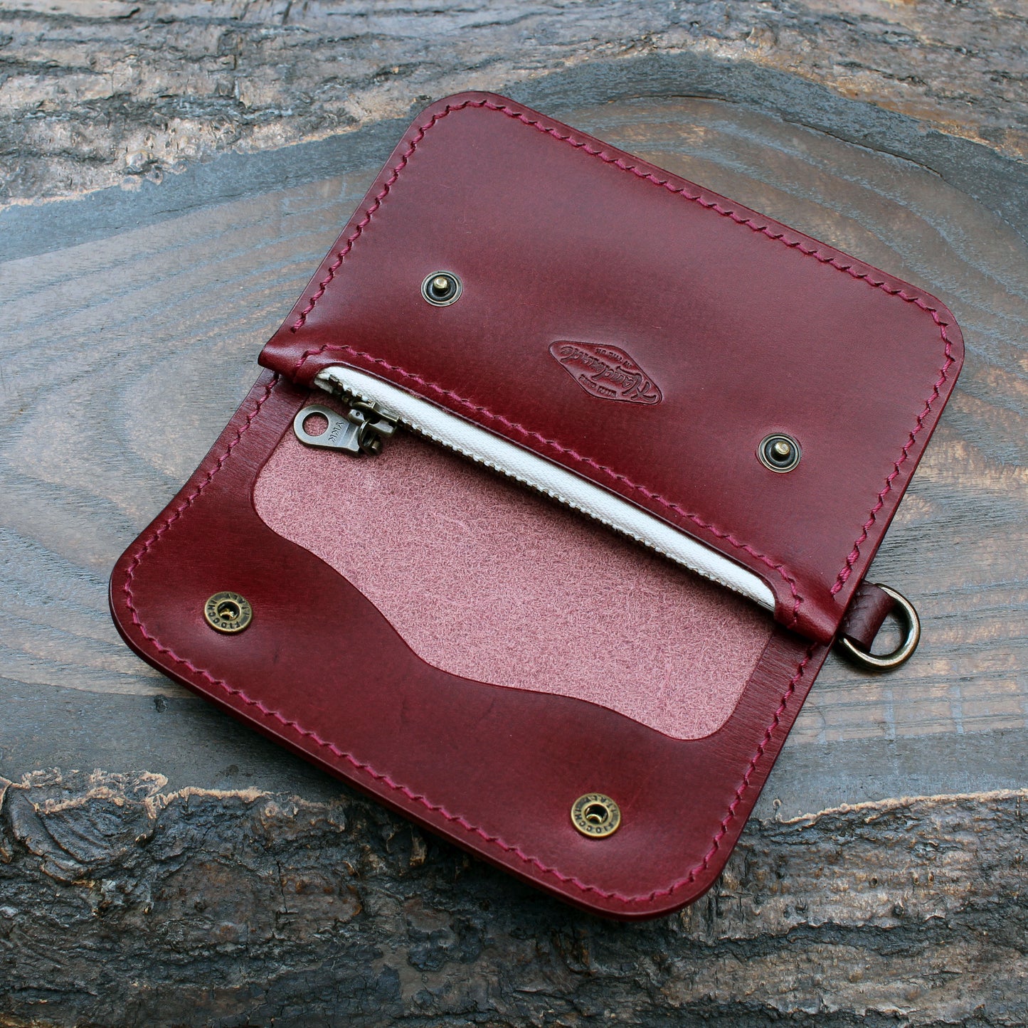 Burgundy Buttero short trucker in hatch & smooth