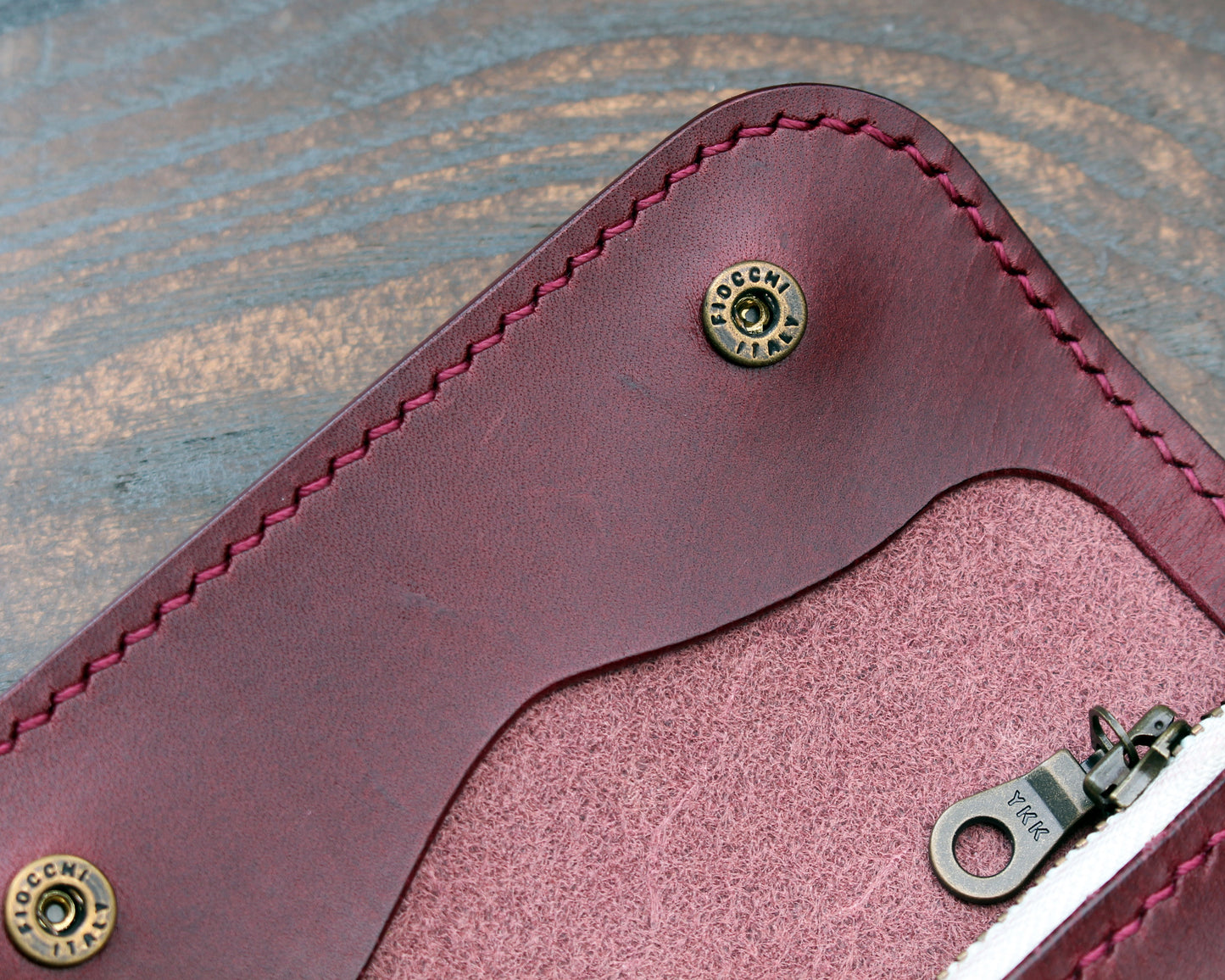 Burgundy Buttero short trucker in hatch & smooth
