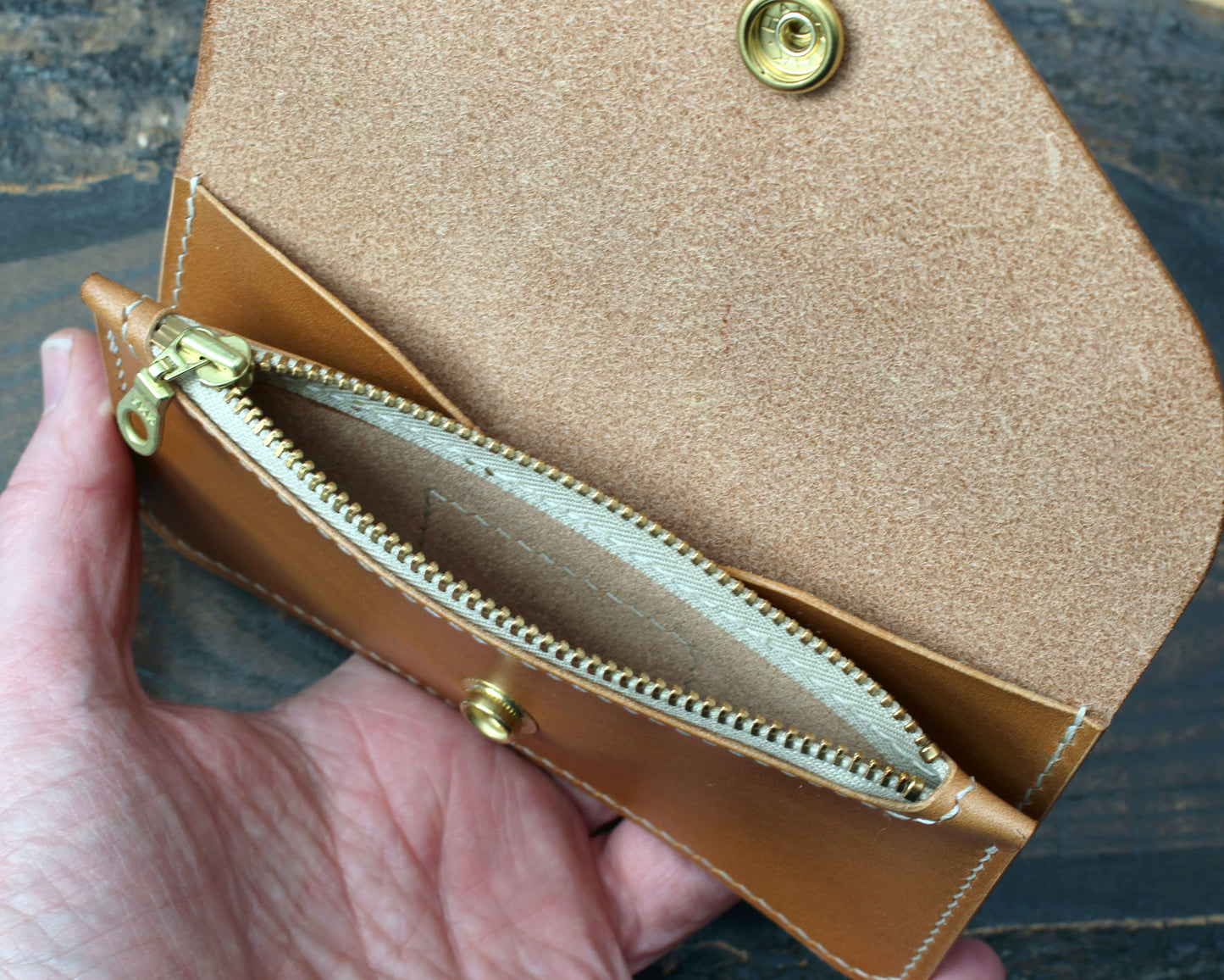 Trucker-style snap wallet in biscuit Buttero.