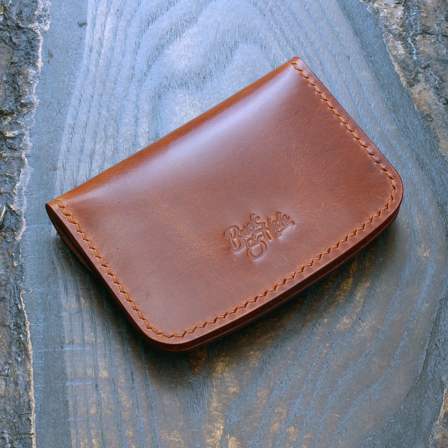 Mini trucker wallet in tan Maremma