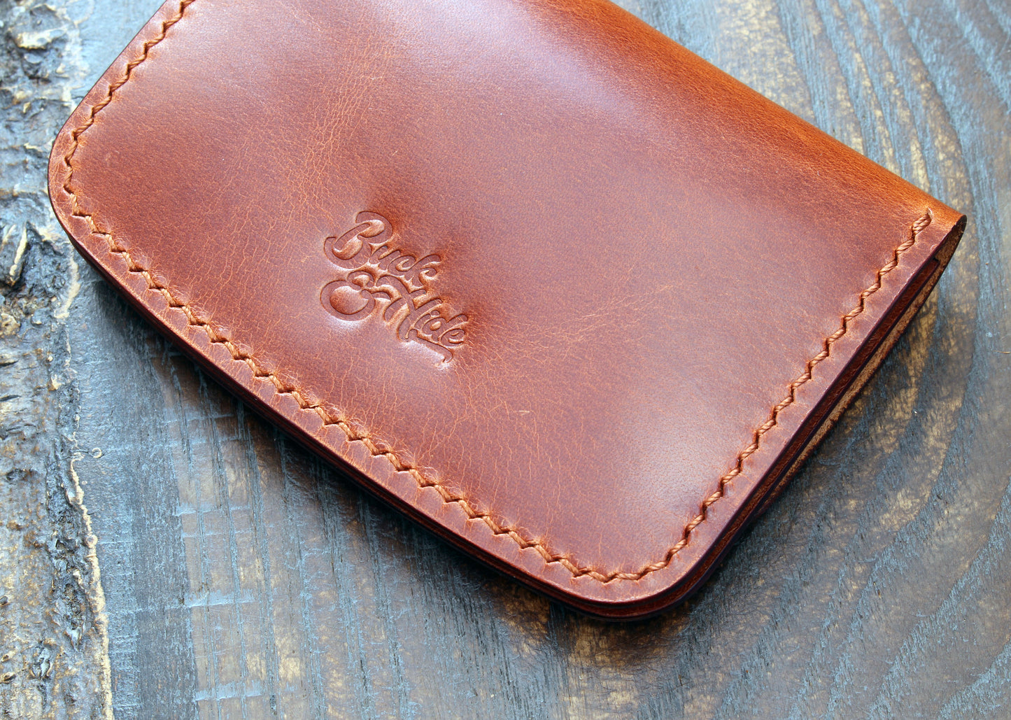 Mini trucker wallet in tan Maremma