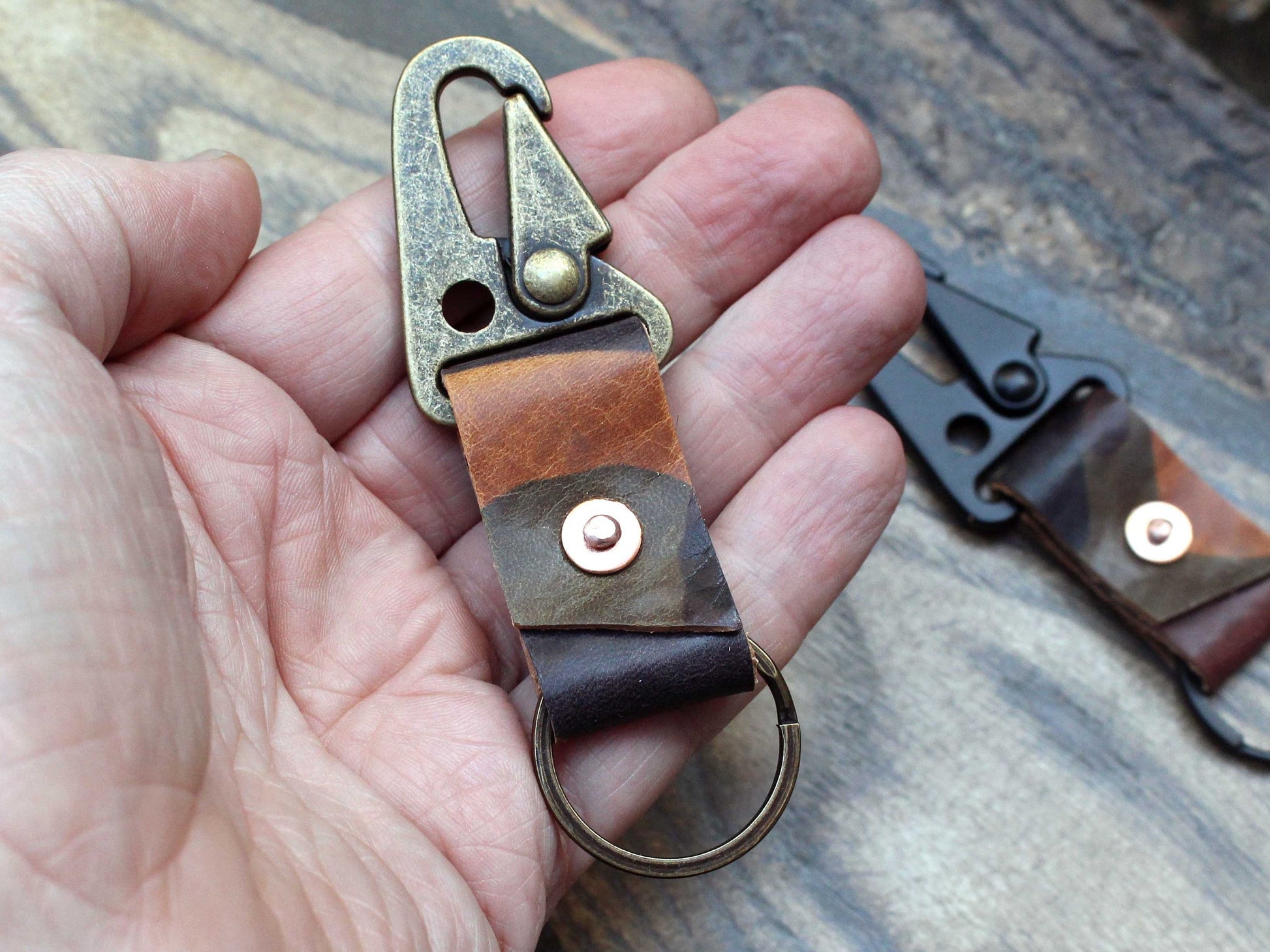 Camo leather military spring clip - Buck&Hide