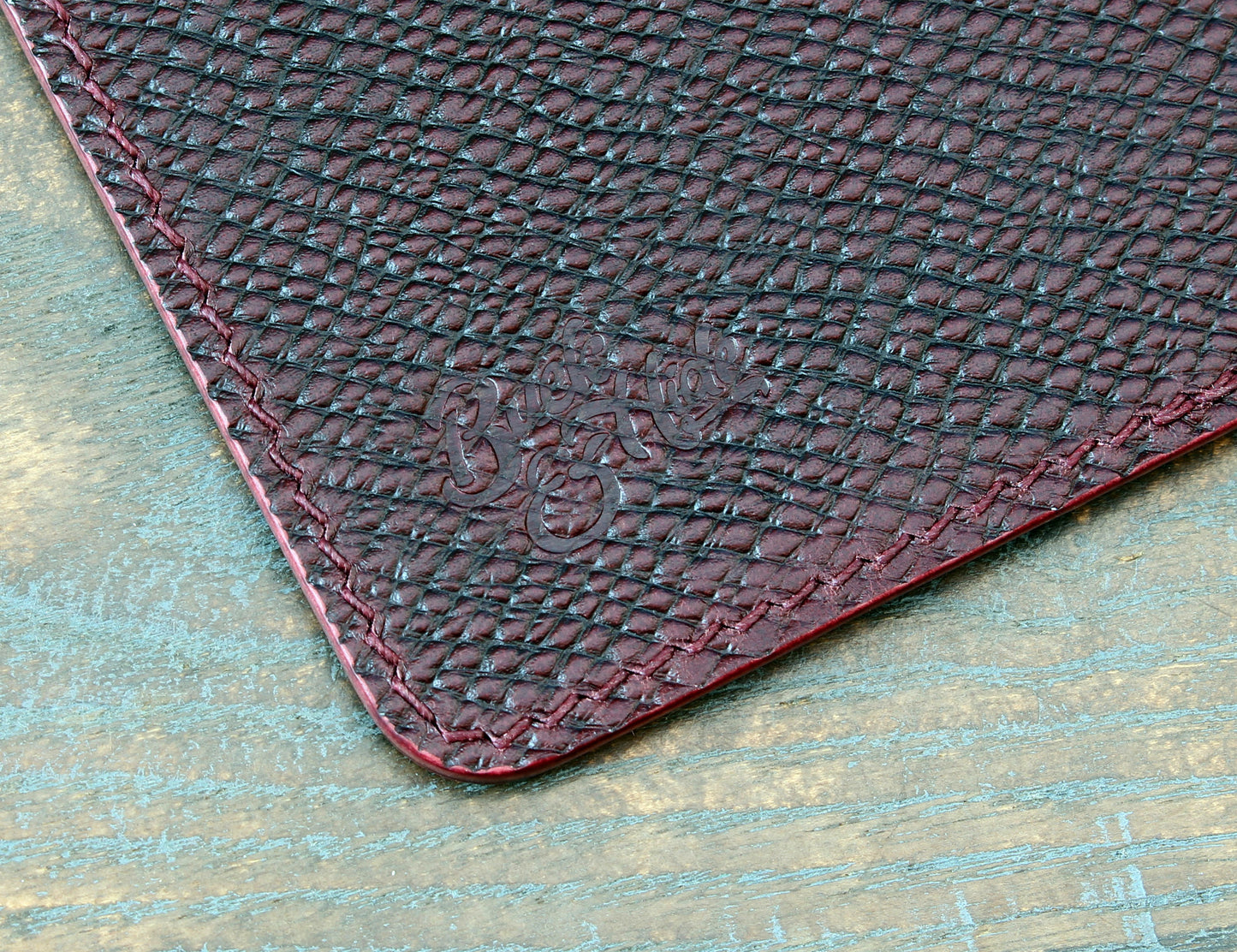 Burgundy Buttero Hatch leather card bi-fold wallet