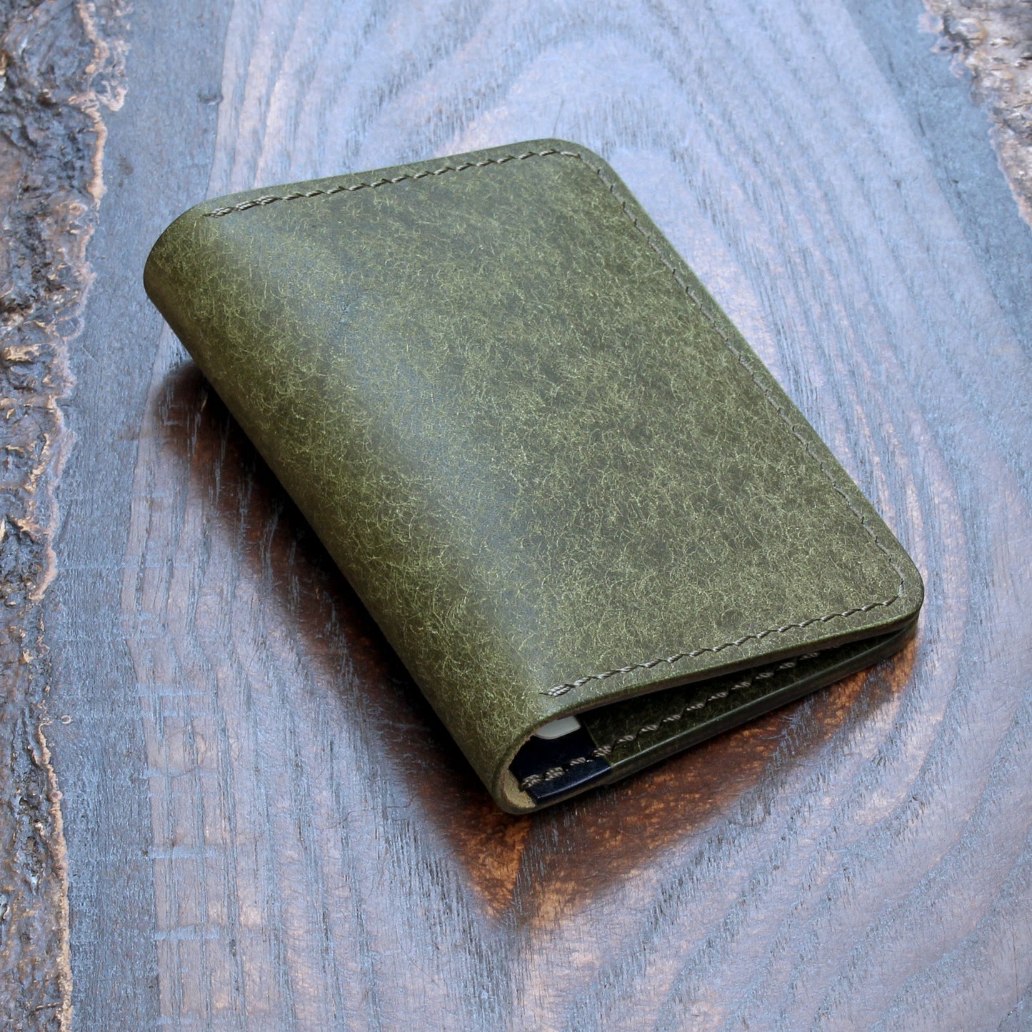 Five-slot bifold in olive green & navy blue Pueblo