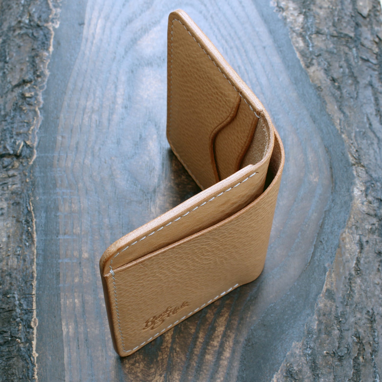 Five pocket wallet for card/cash, natural Minerva Box
