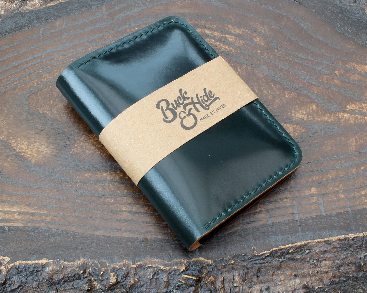 Green Shell Cordovan & black Buttero 5-slot card holder.