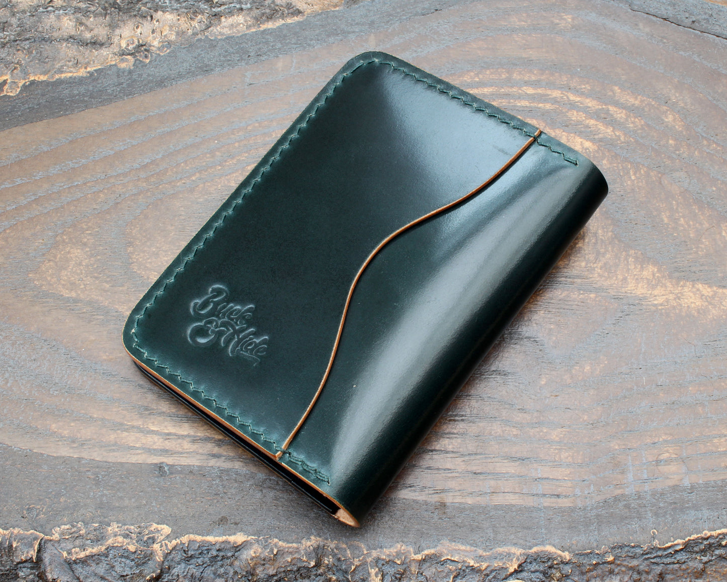 Green Shell Cordovan & black Buttero 5-slot card holder.