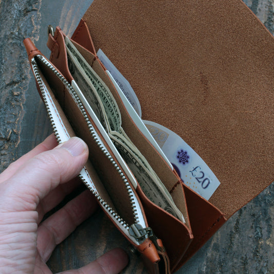 Handmade leather long trucker wallet – cognac Minerva Liscio