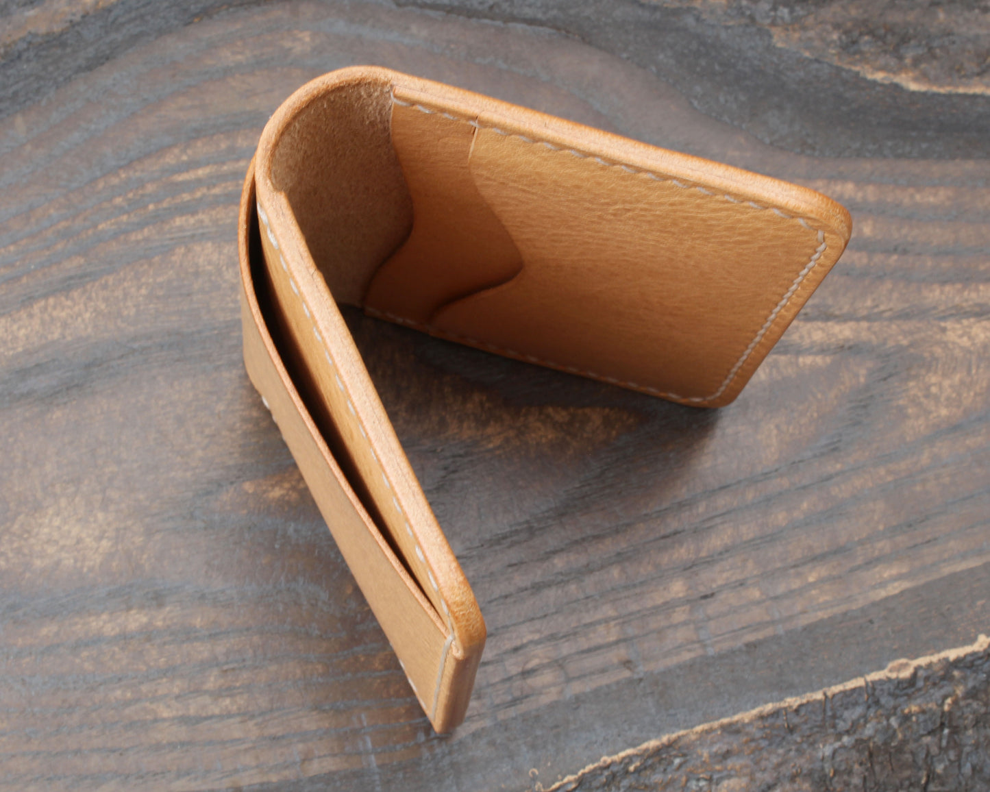 Five-slot card/cash wallet, natural Minerva Box