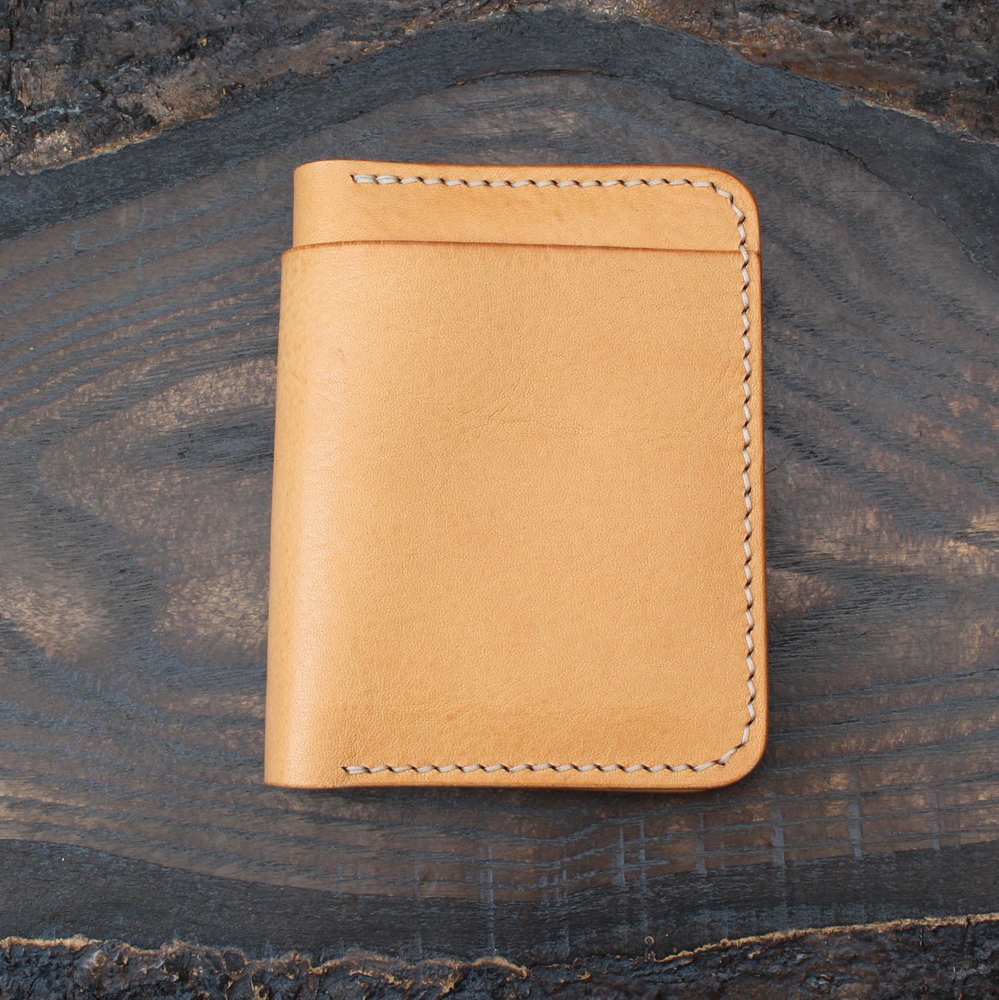 Five-slot card/cash wallet, natural Minerva Box