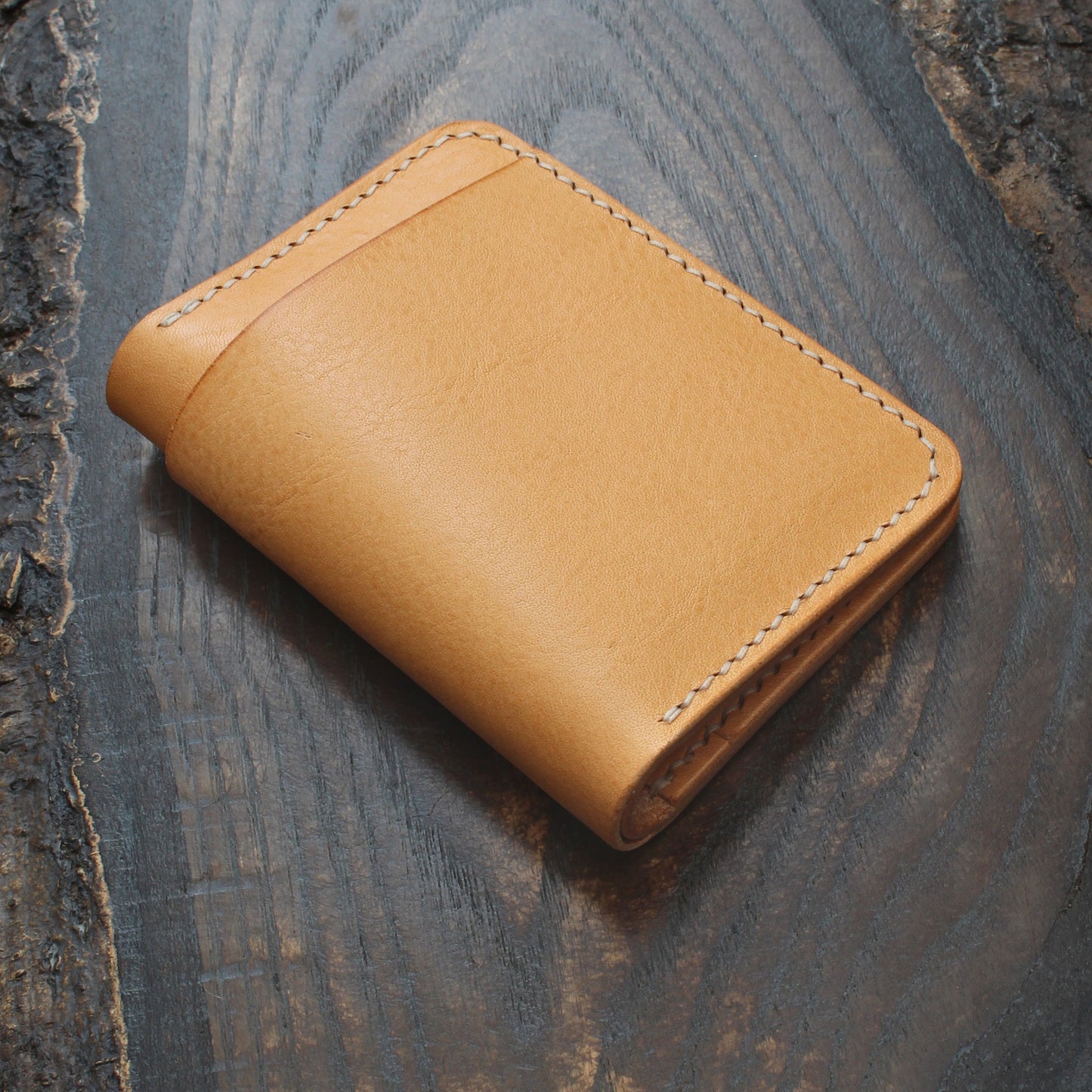 Five-slot card/cash wallet, natural Minerva Box