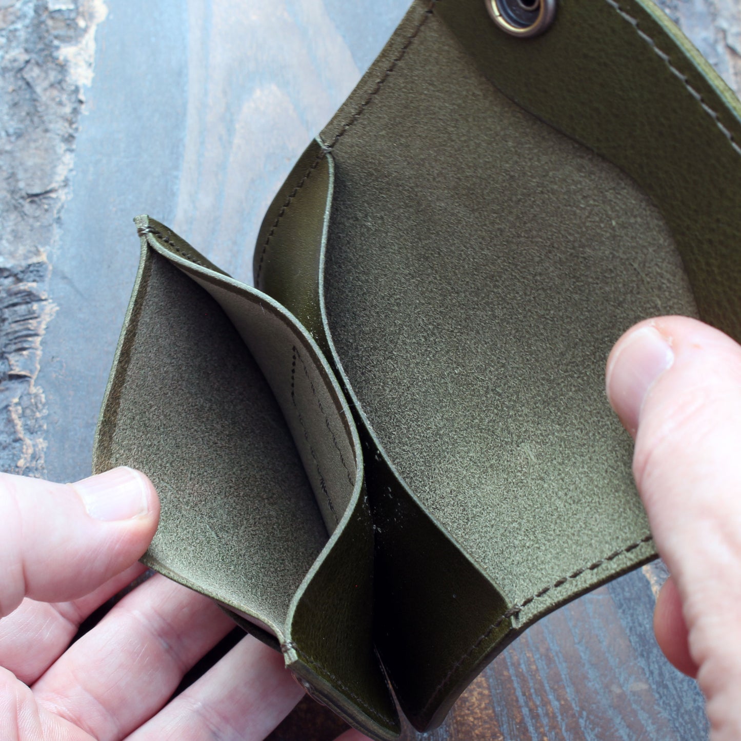 Mini trucker wallet in olive green Minerva Box