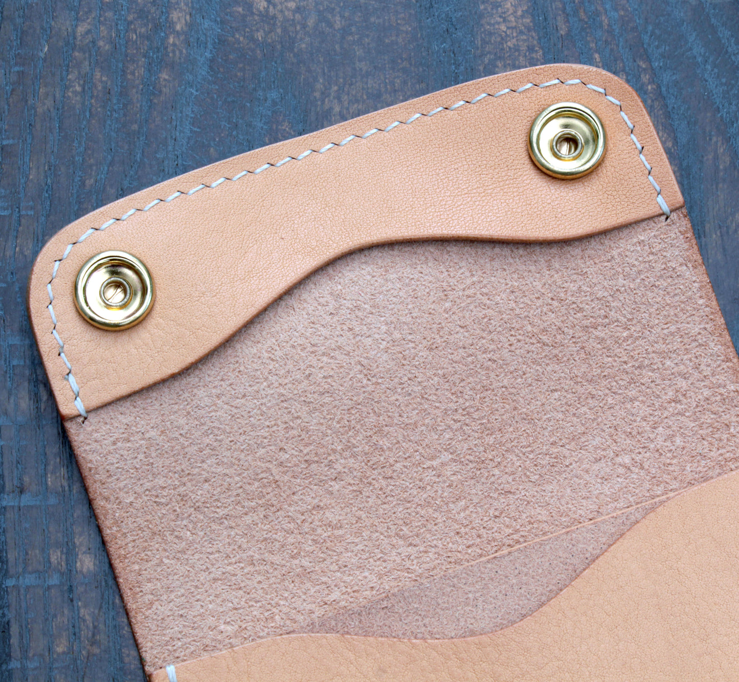Handmade leather mini trucker wallet – natural Minerva Box