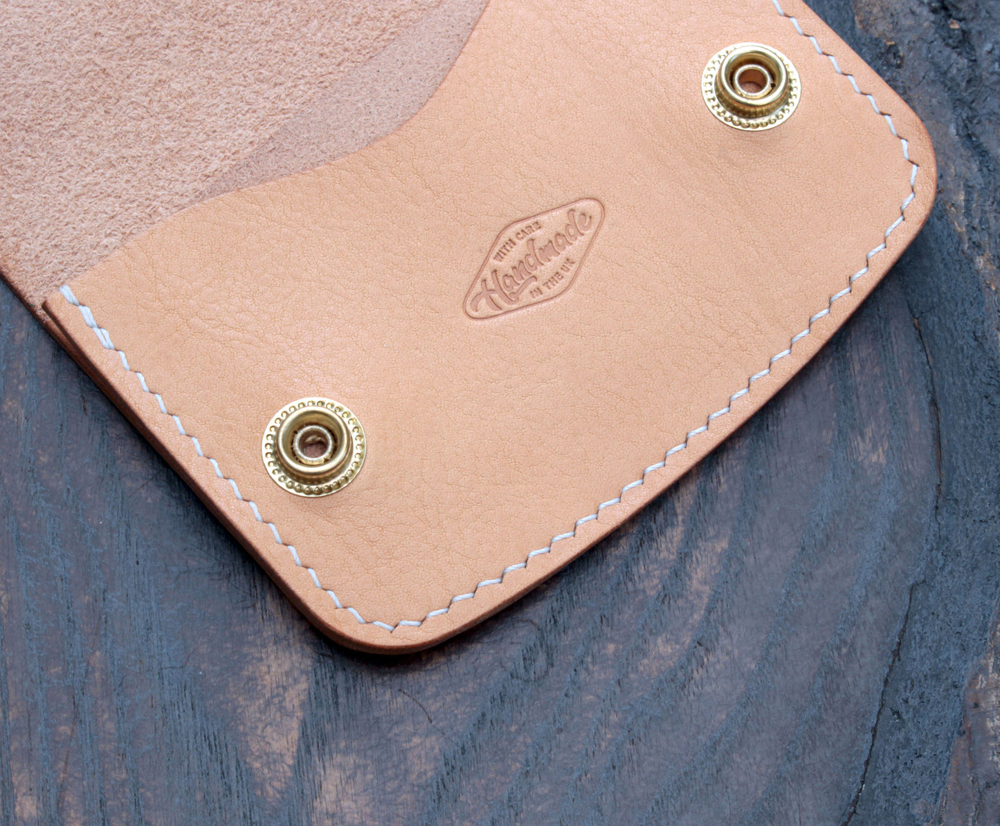 Handmade leather mini trucker wallet – natural Minerva Box