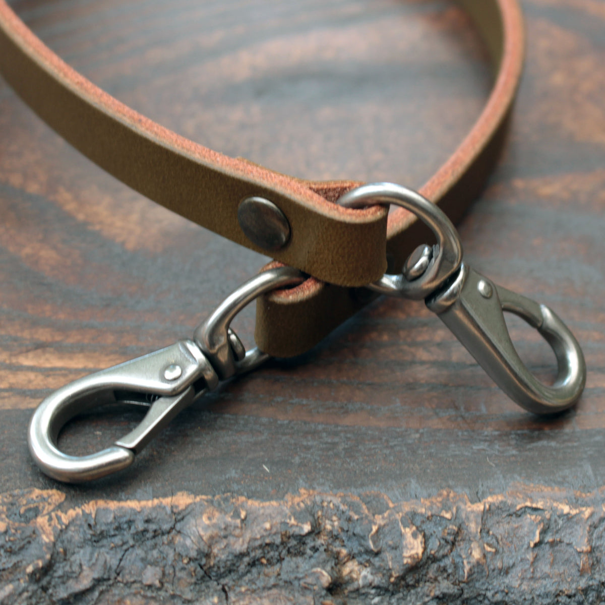 Leather lanyard, olive Horween Chromexcel with matte nickel hardware