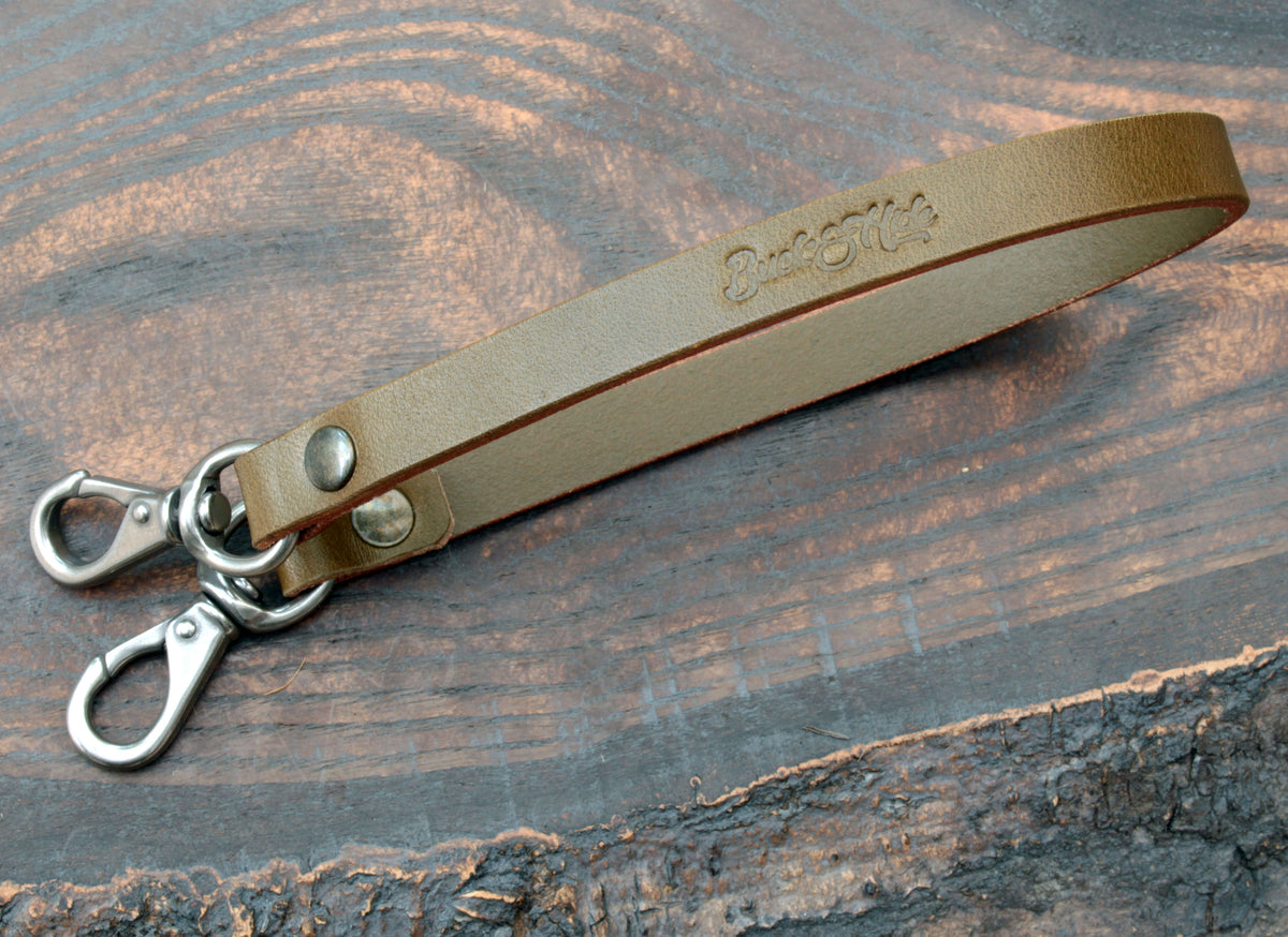 Leather lanyard, olive Horween Chromexcel with matte nickel hardware