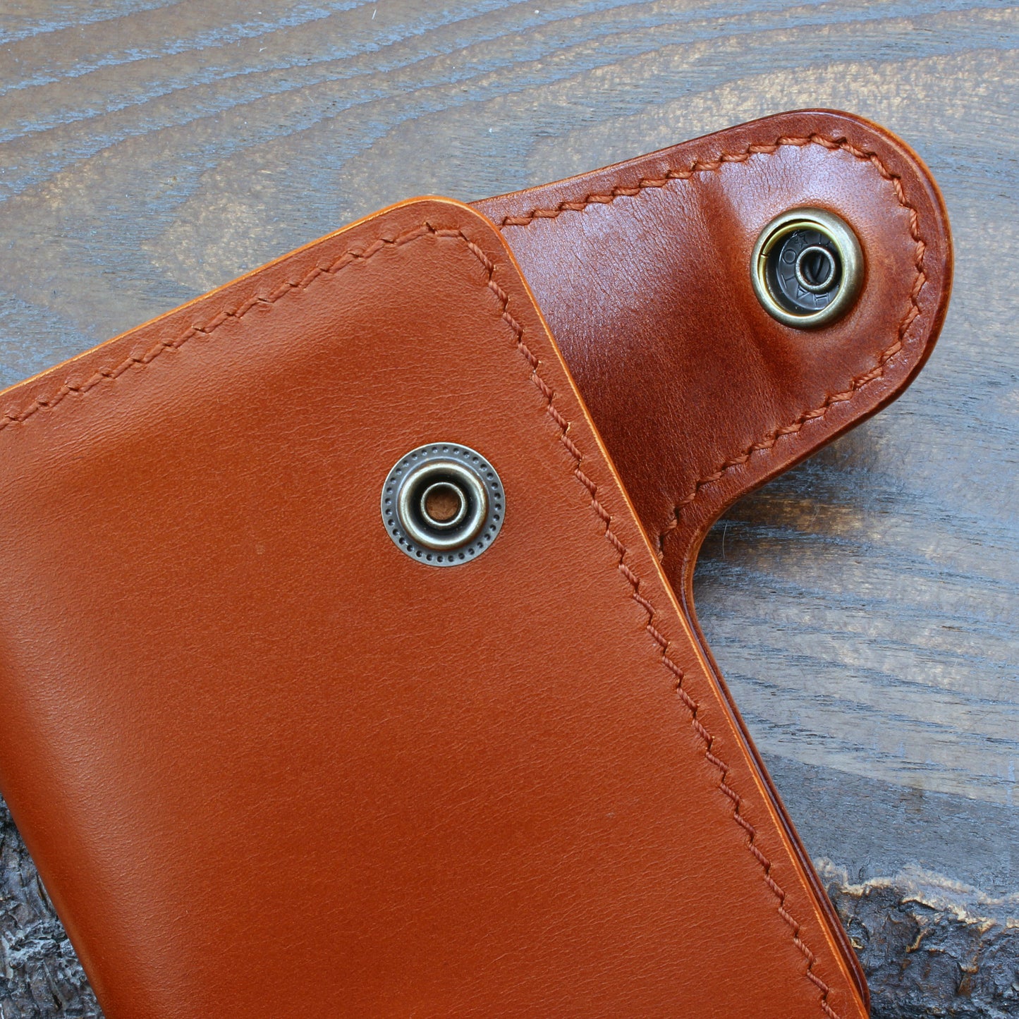 Short biker wallet in Buttero & Gaucho Oil leathers