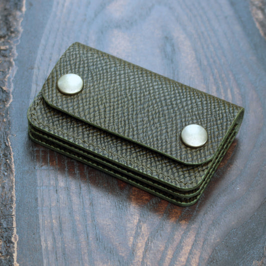 Leather triple pocket cardholder handmade in olive green hatched Buttero
