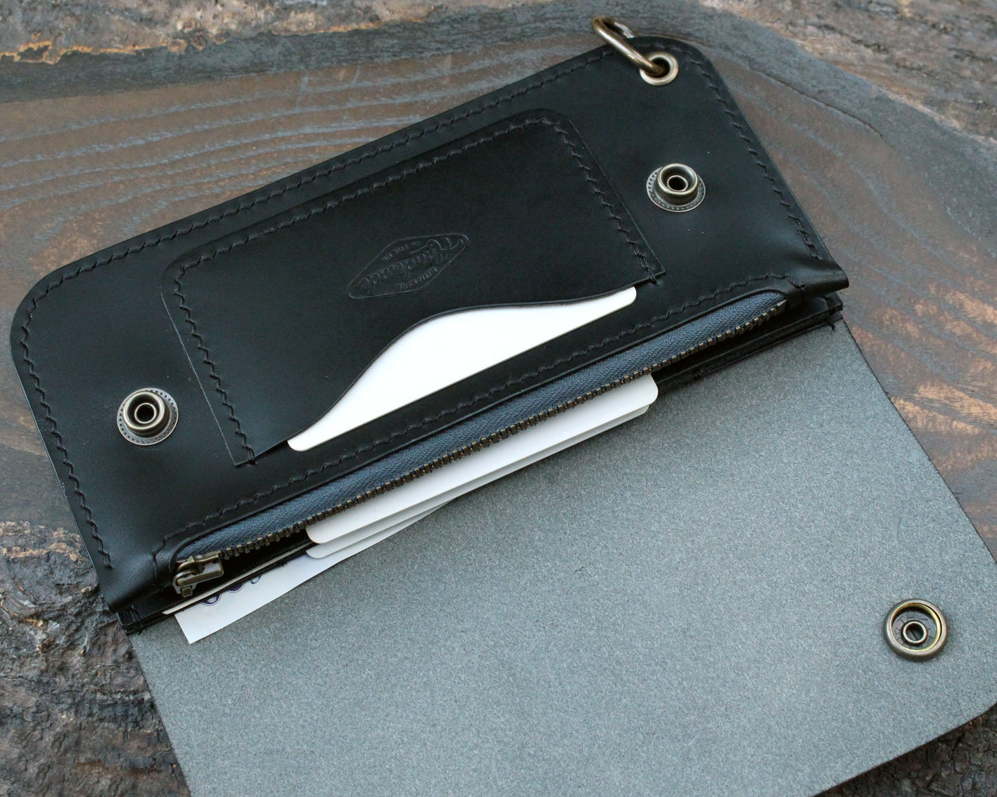 Long triple trucker wallet in black Buttero