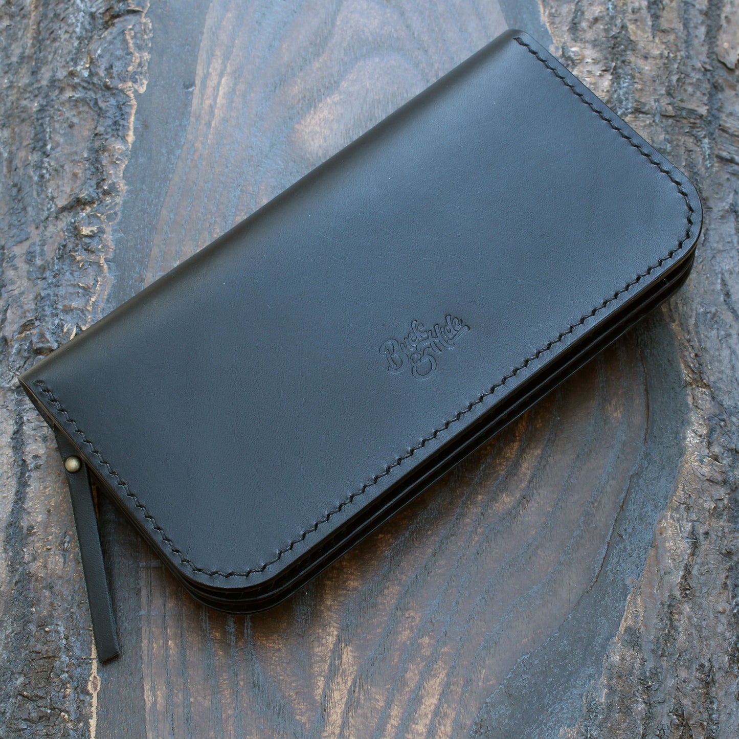 Long triple trucker wallet in black Buttero