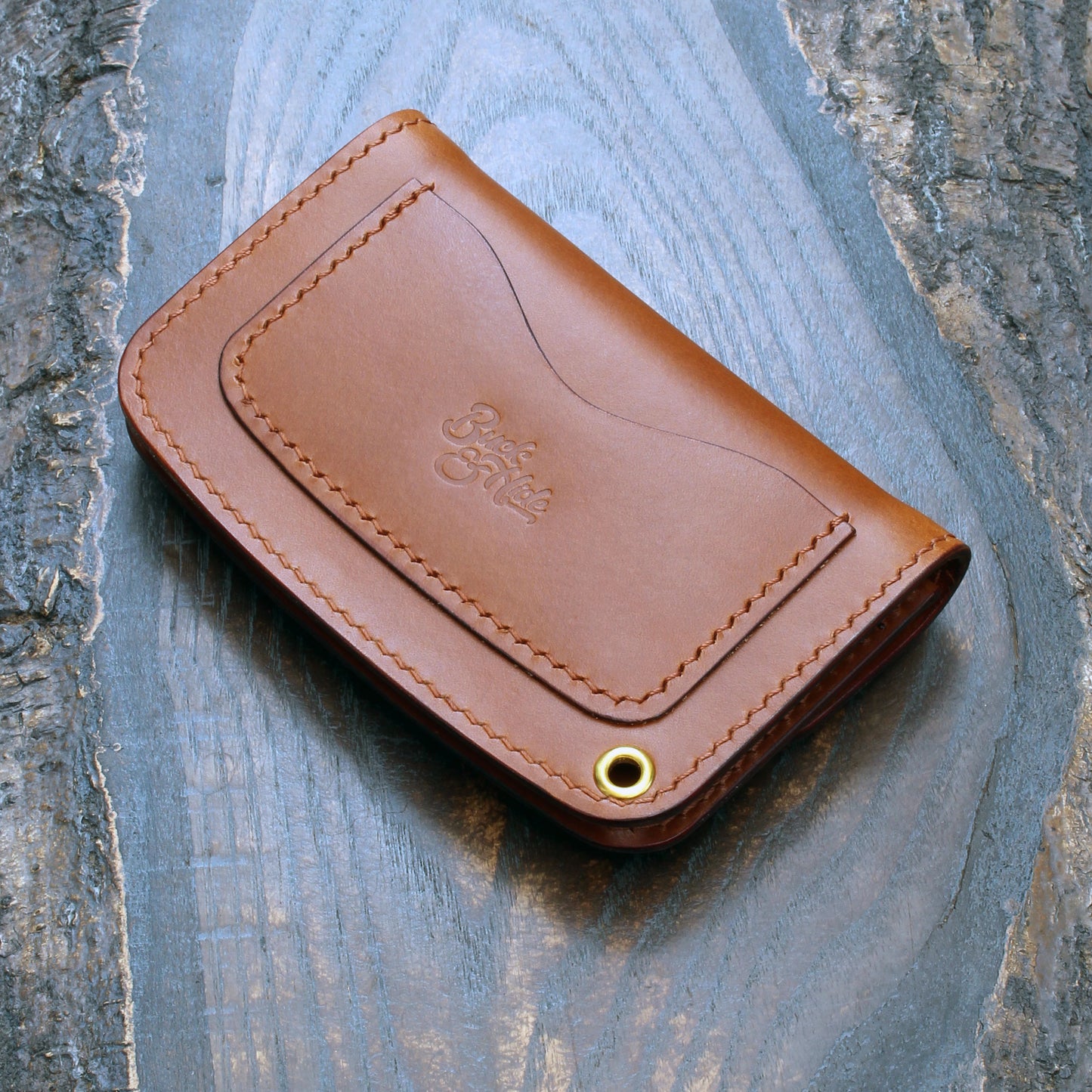 Short trucker wallet in whiskey Buttero leather