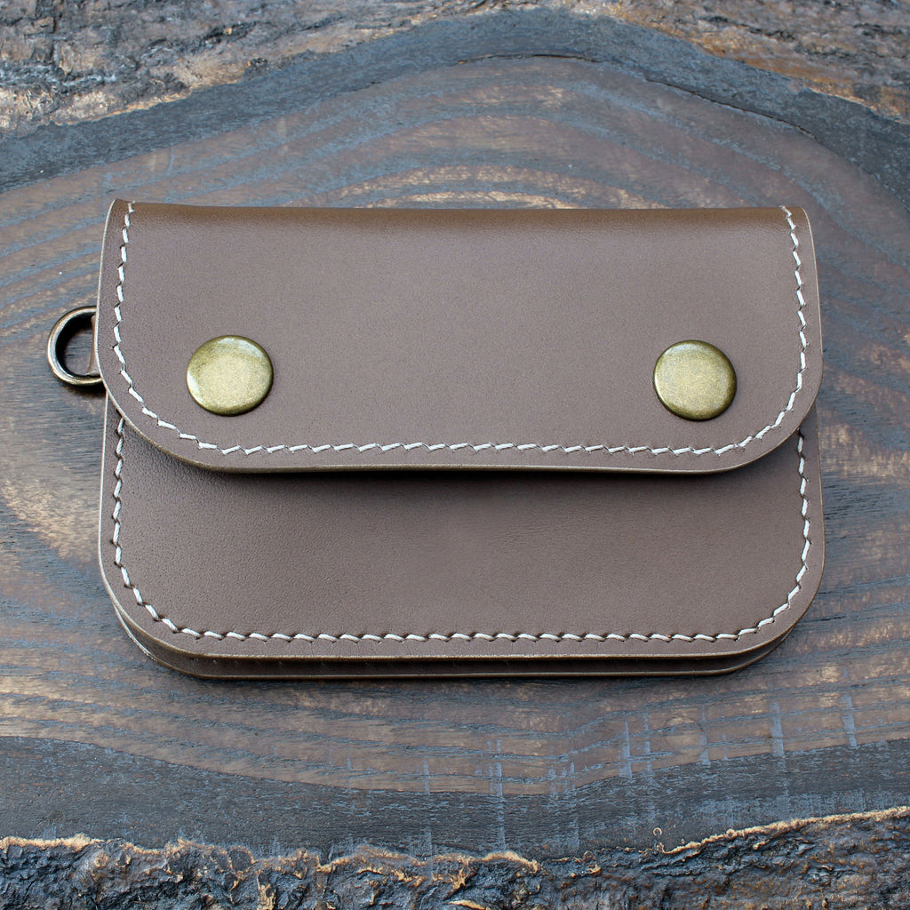 Unique trucker snap wallet in taupe brown Buttero leather | Buck&Hide